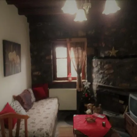 Erotokritos Stone Houses 2 בית נופש *